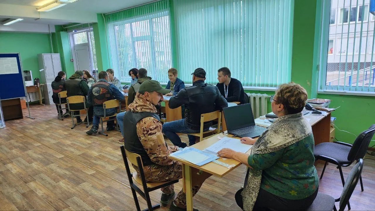 Евгений Рой