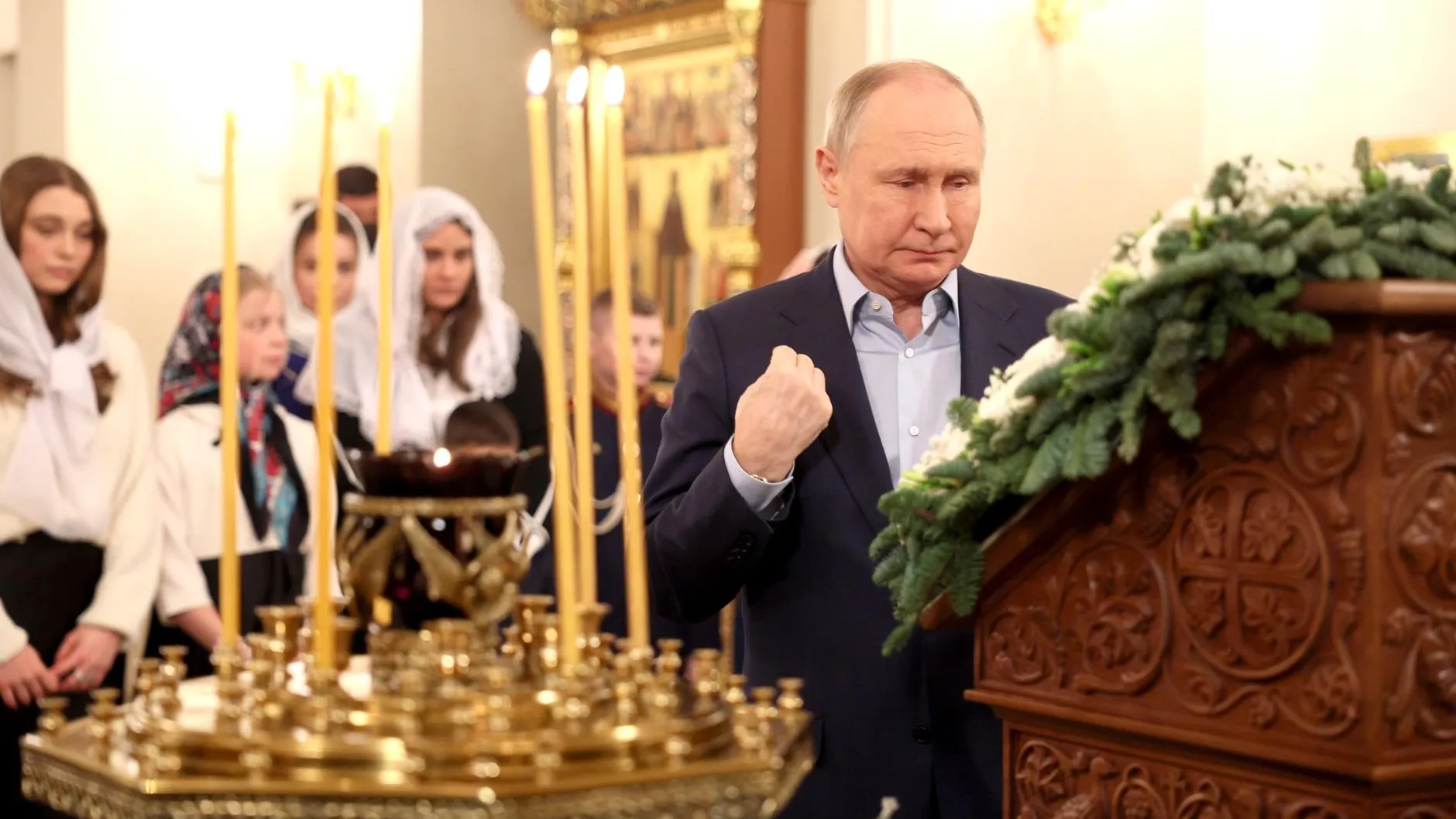 Владимир Путин поздравил россиян с Рождеством Христовым