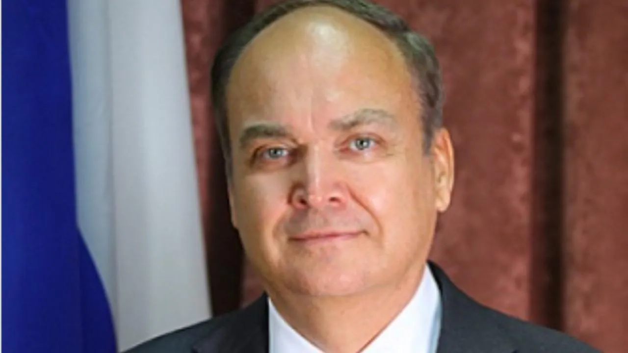 Посол Антонов обвинил Запад в переписывании истории Второй мировой войны