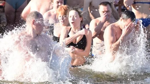 Иеромонах Першин: пьяное моржевание - путь на больничную койку