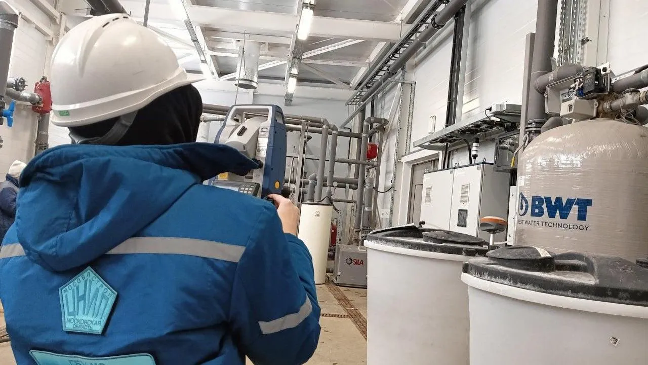 Инспектор Главгосстройнадзора проверил работы по реконструкции одного из цехов в Богородском округе