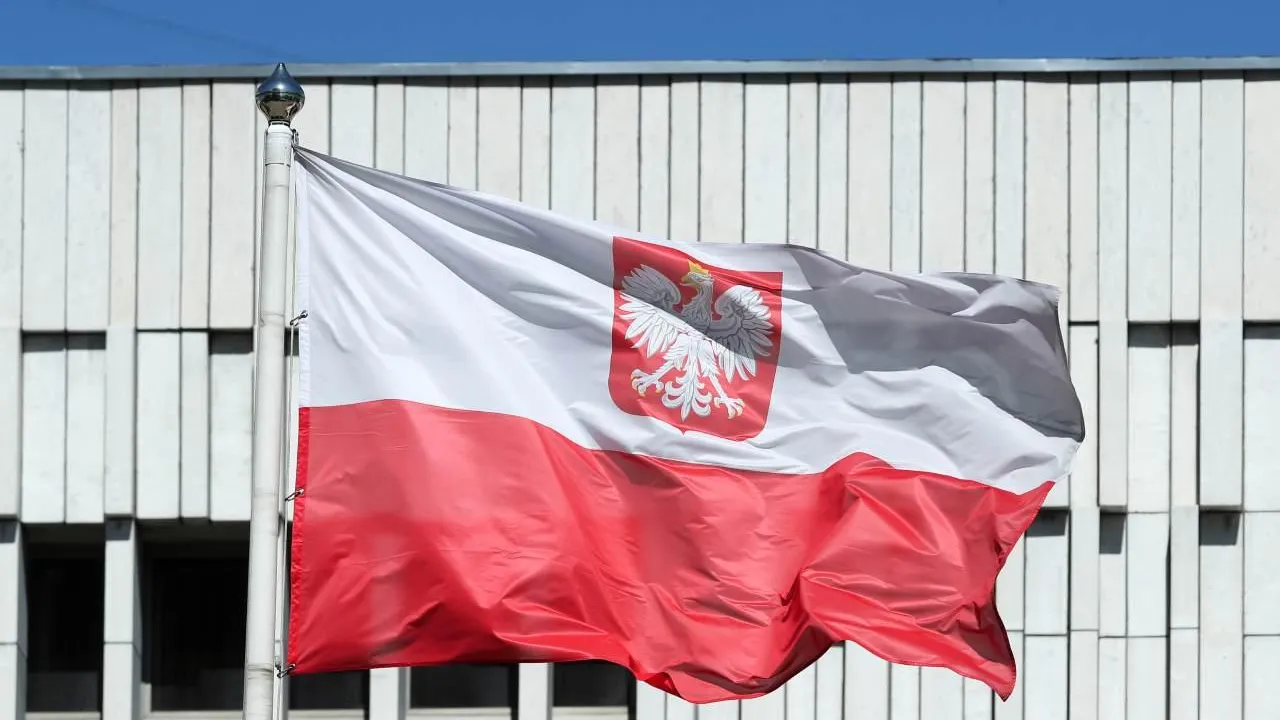 Польша не будет отзывать посла из-за закрытия консульства в Смоленске