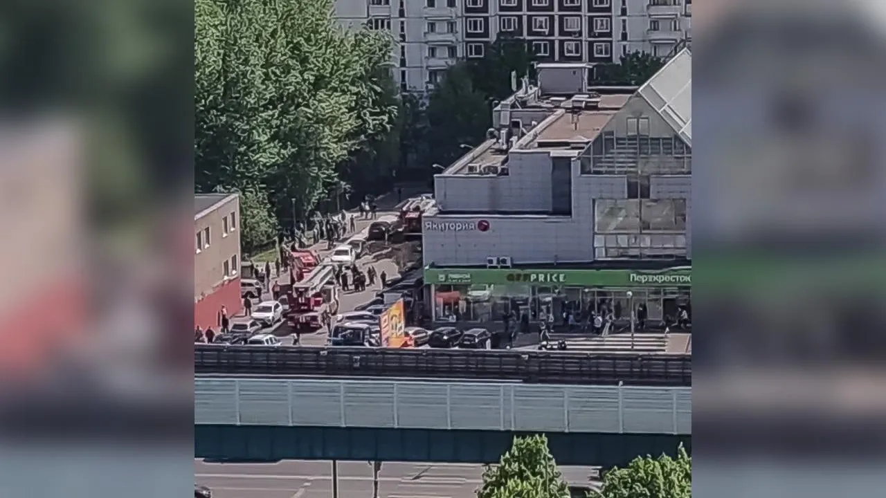 Приехало 6 пожарных машин: очевидцы рассказали о крупном пожаре на юго-западе Москвы