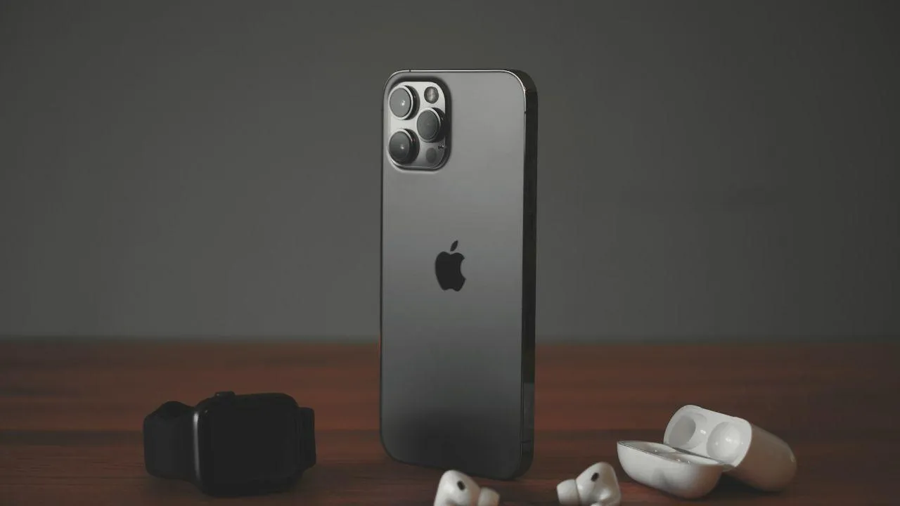 Названы новые пути для параллельного импорта техники Apple в Россию