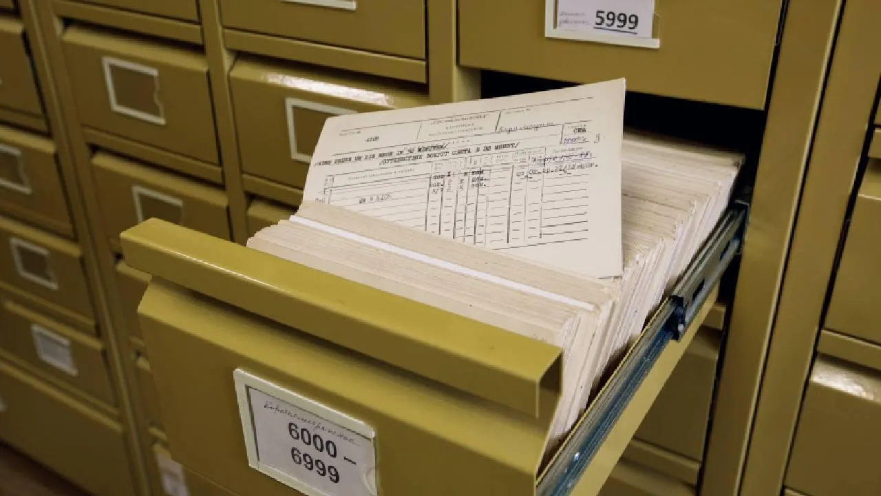 В Кузбассе предложили снять фильм о путешествиях динозавра и сына шахтера