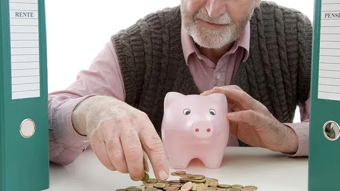 Россиянам рассказали о порядке выхода на пенсию с 2026 года