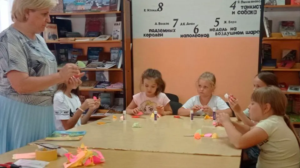 Фото: Ерновский пункт книговыдачи