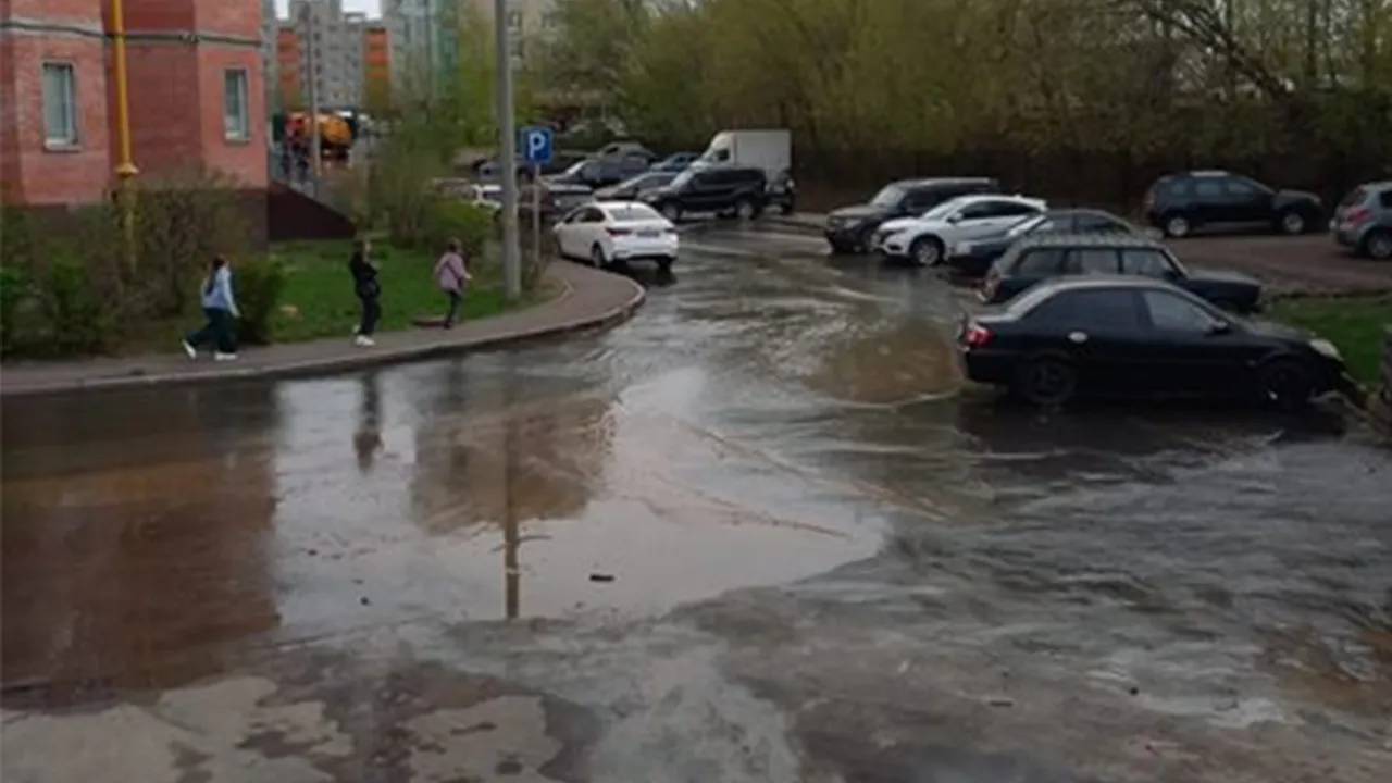 Жители Люберец рассказали, как живут без воды из-за коммунальной аварии