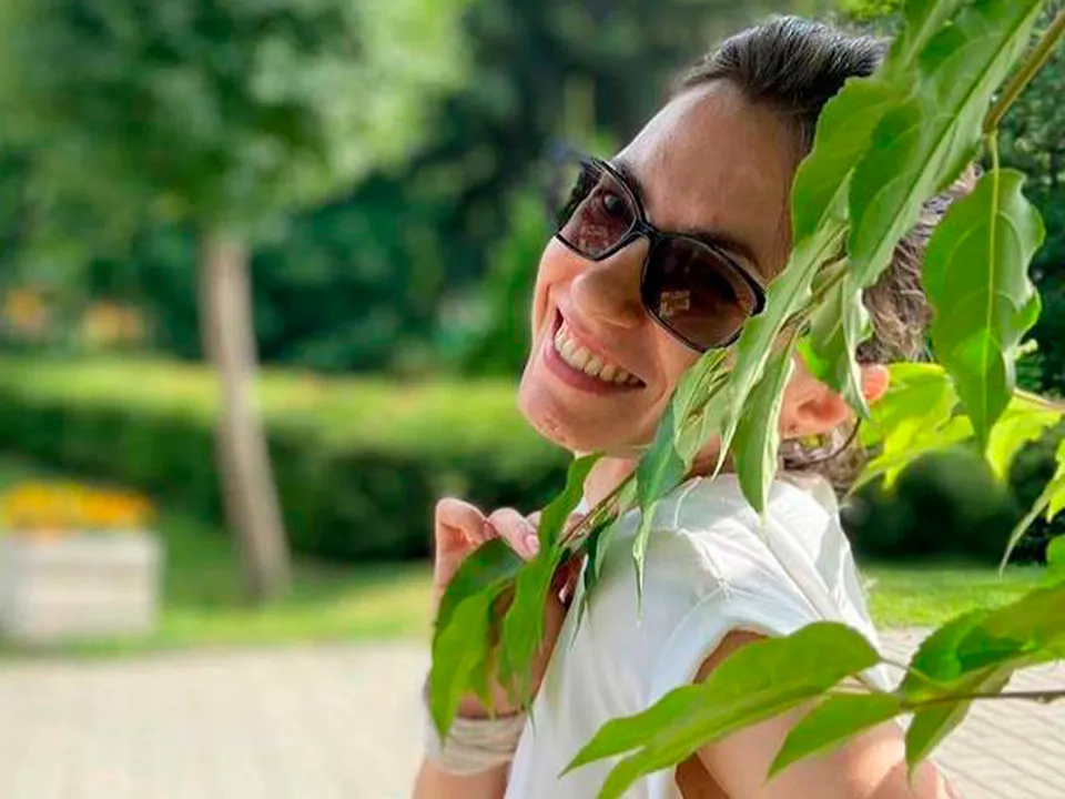 «Борюсь со страхами, слежу за питанием и пью витамины»: блогер с рассеянным склерозом рассказала о своем лечении