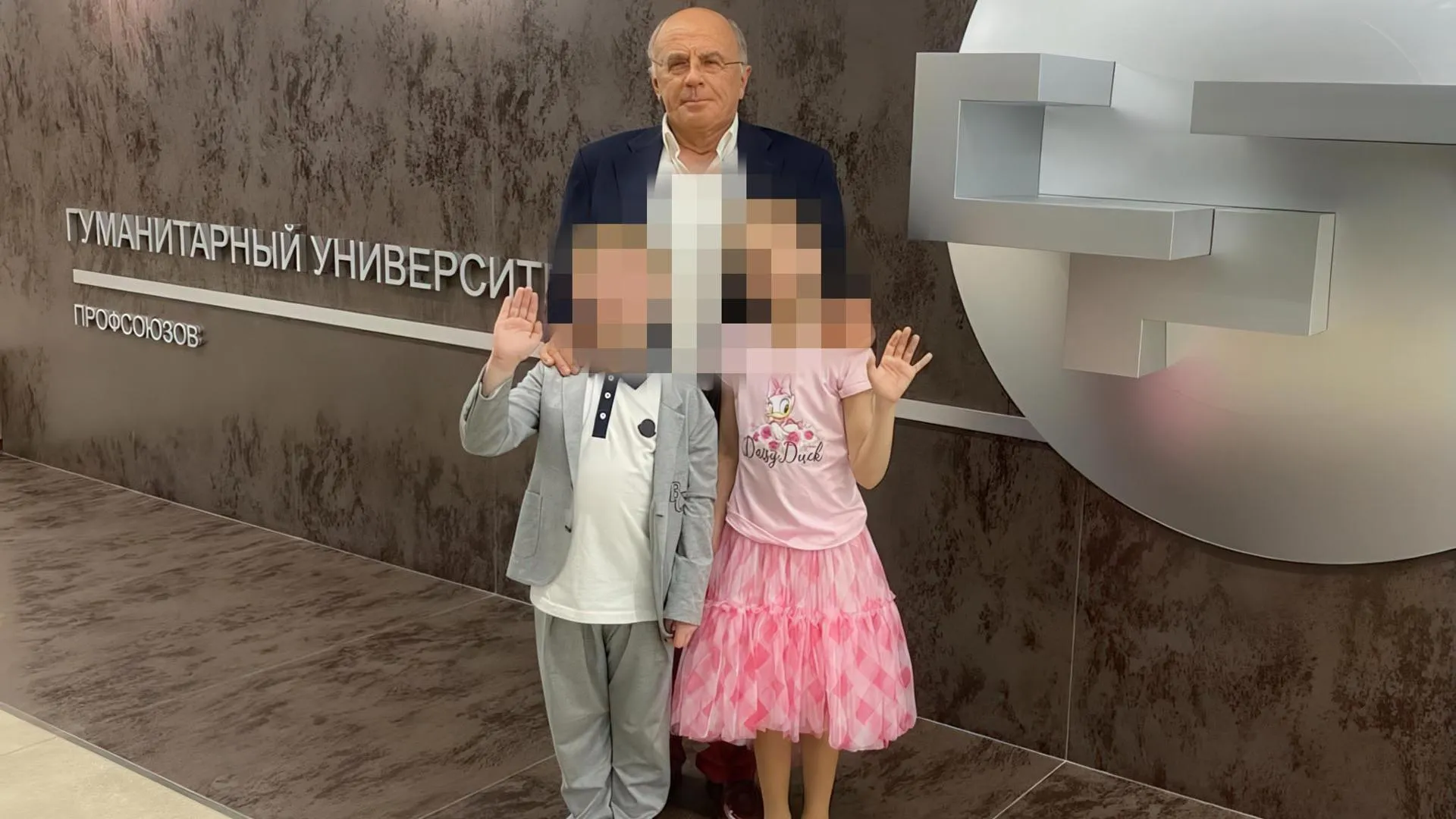 Соцсети Александра Запесоцкого