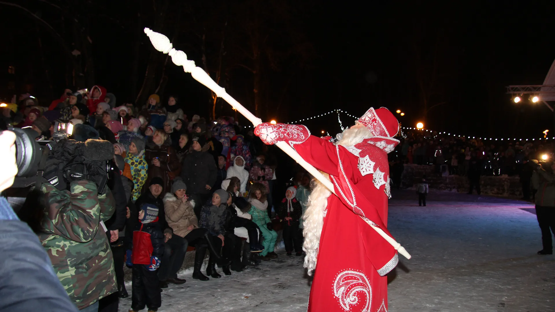 Предприимчивый Дед Мороз пытался обложить данью туристов в центре Анапы