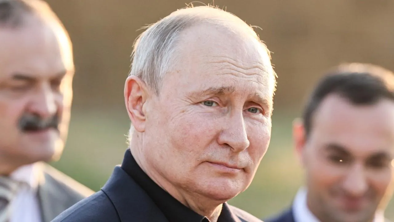 Путин подшутил над поскользнувшемся корреспондентом Зарубиным