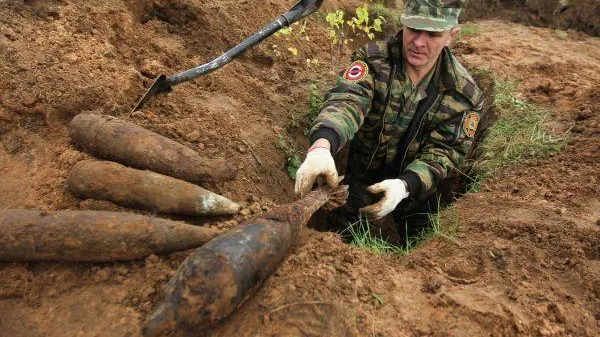 Четыре боеприпаса времен войны нашли в Подмосковье за сутки