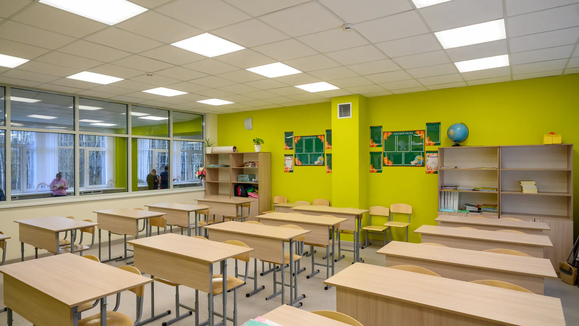 Учебный класс в Центре образования № 29 после капитального ремонта в поселке Зеленый Богородского округа