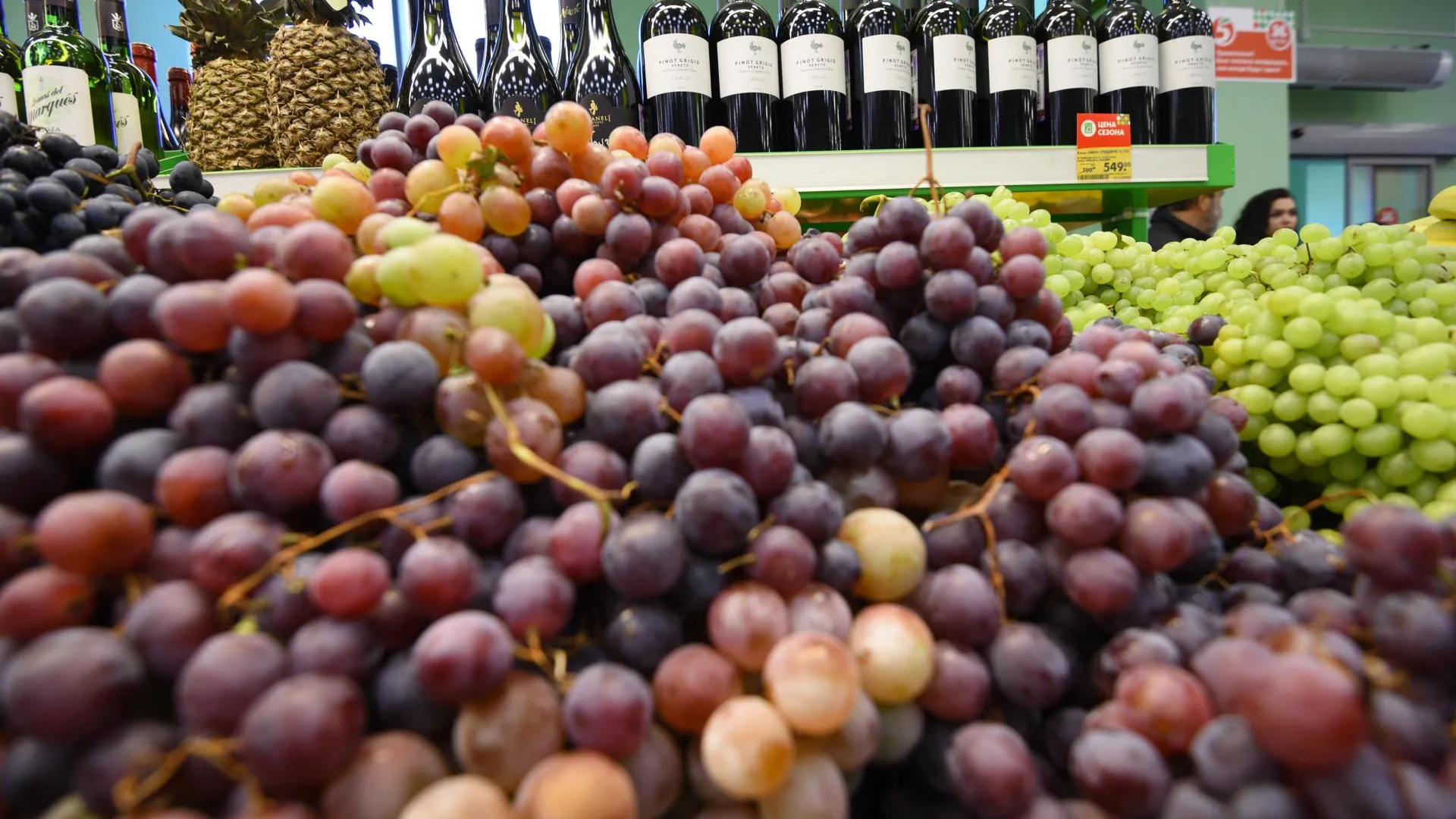 Свыше четырех миллиардов рублей выделено на господдержку виноградарства и виноделия в Крыму с 2014 года