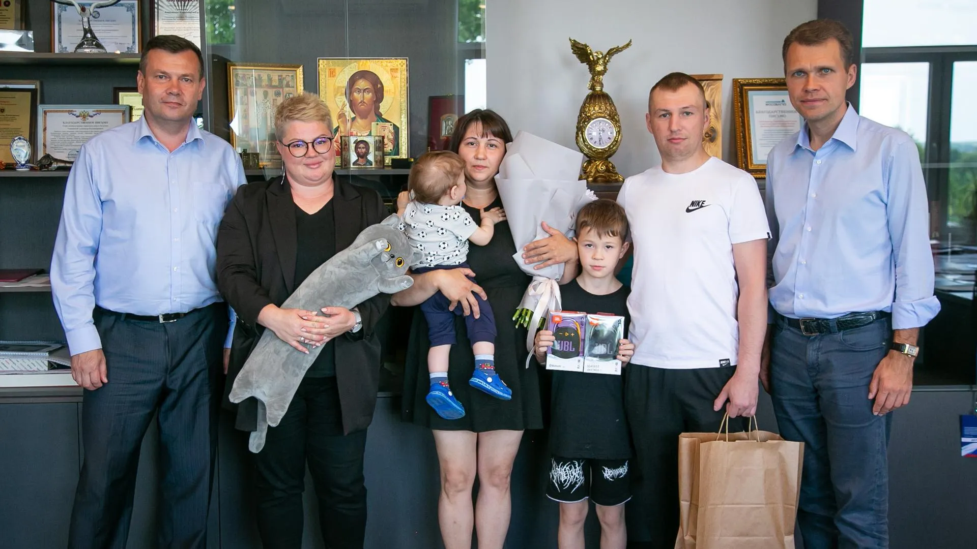Глава Коломны и депутат Госдумы помогли бойцу СВО