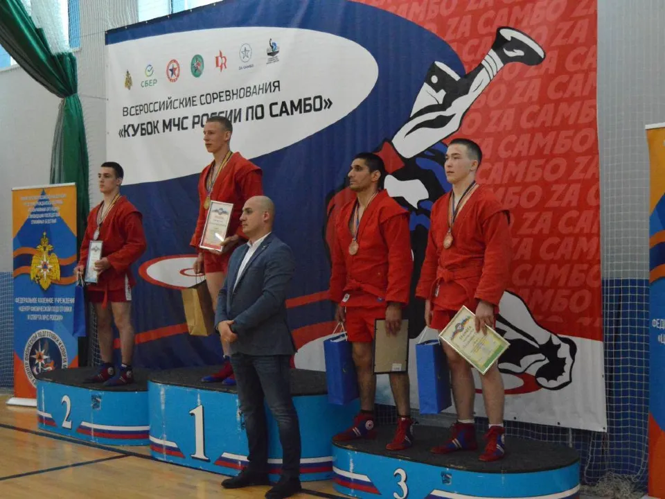 Фото: Городской стадион «Авангард»