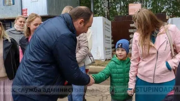 Глава городского округа Ступино проверил ход строительства детского сада в микрорайоне Дубки
