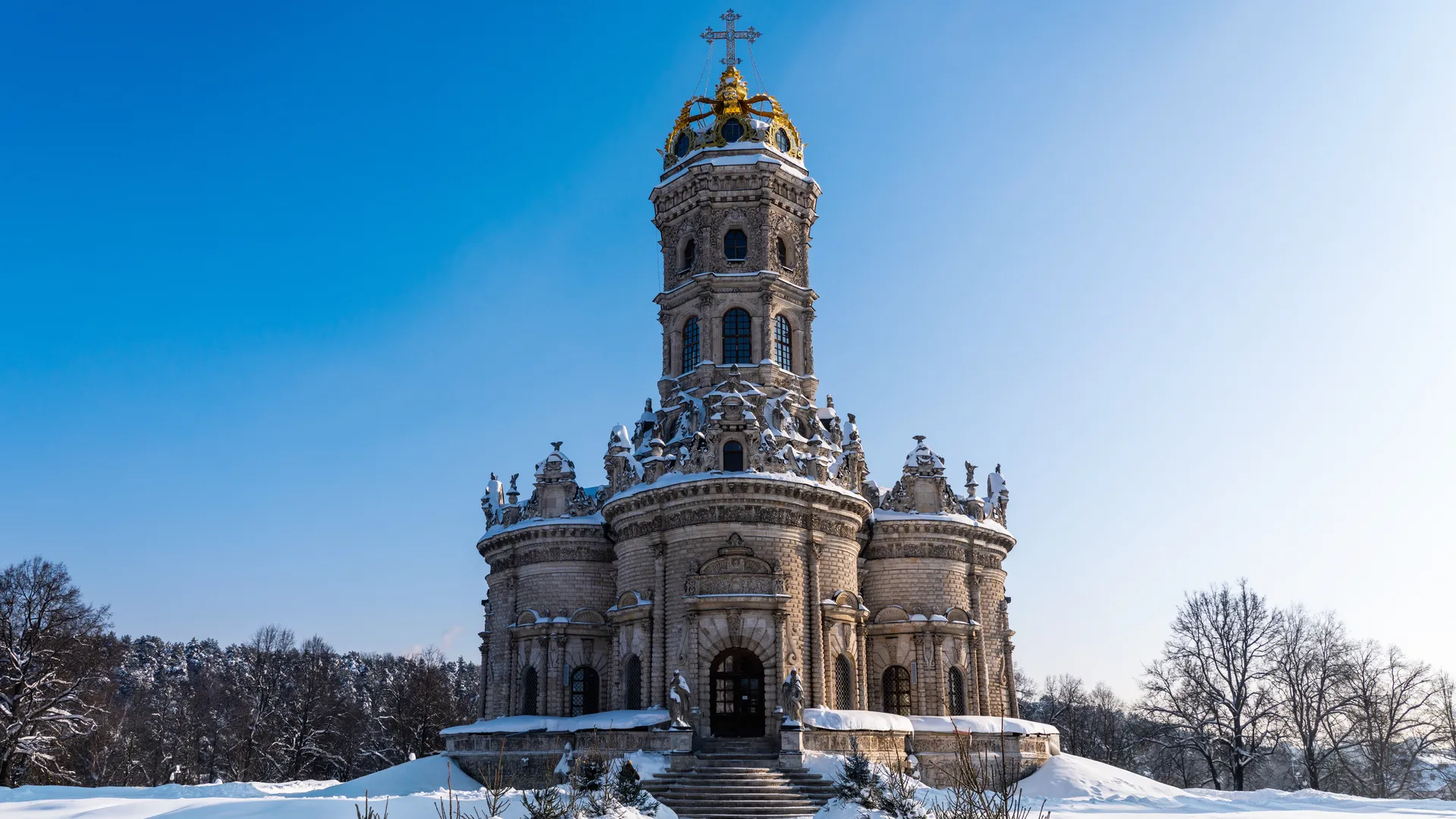 Церковь иконы Божьей Матери Знамение в поселке Дубровицы округа Подольск