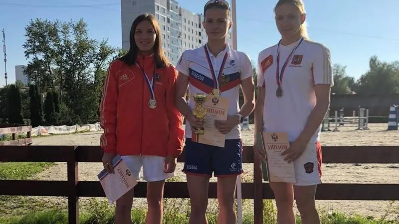 Золото и бронза достались МО на чемпионате России по пятиборью