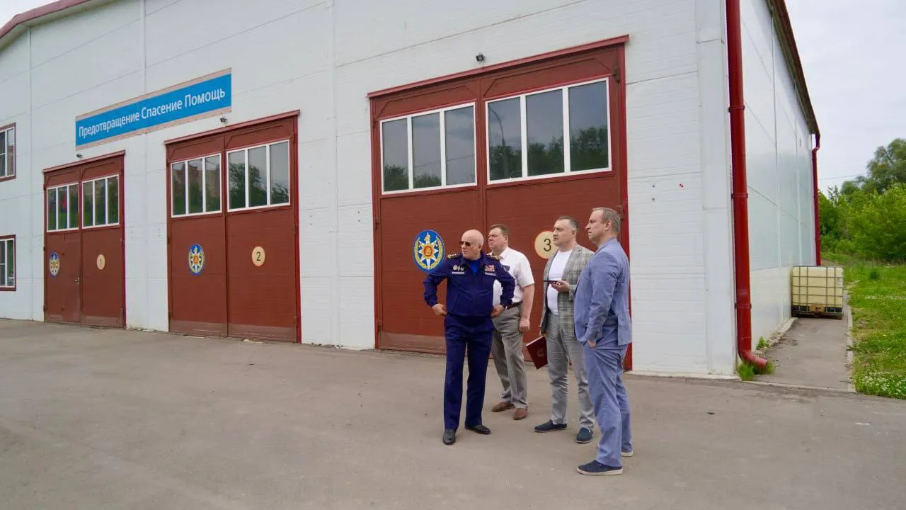 Замглавы Подольска провел рабочий выезд в пожарно-спасательную часть
