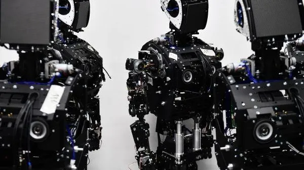 Шотландские ученые научили роботов производить себе подобных