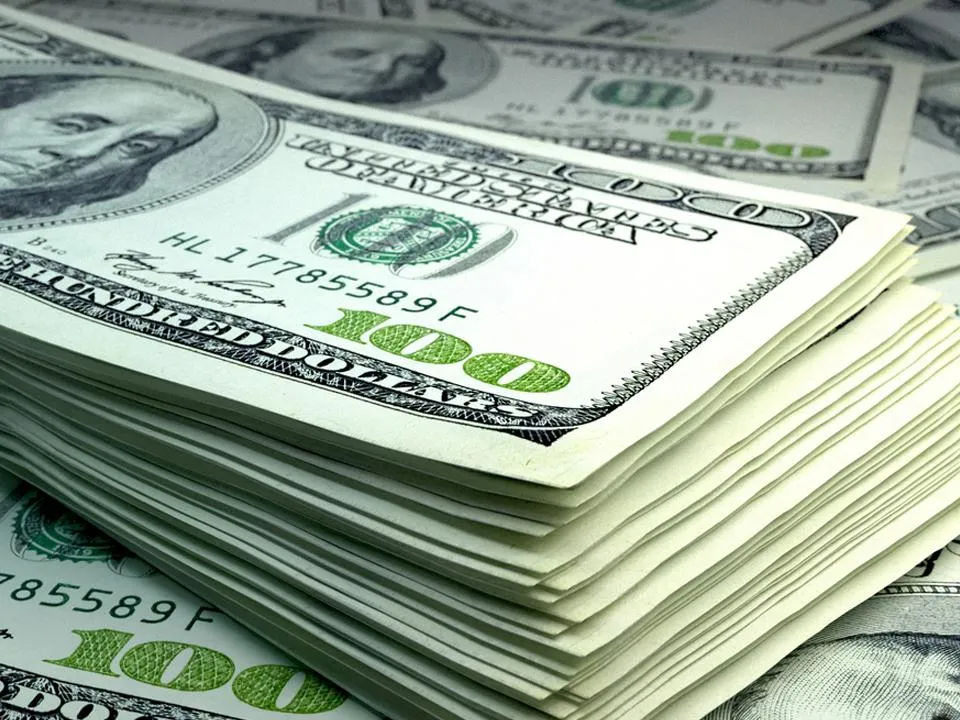 Курс доллара превысил 81 рубль и растет дальше: покупать быстрее или подождать падения