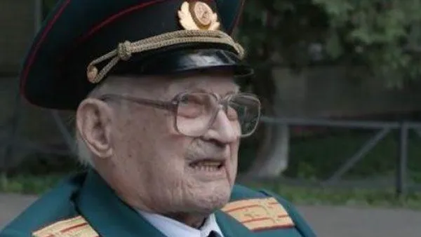 Подмосковные врачи вылечили от коронавируса 102-летнего ветерана