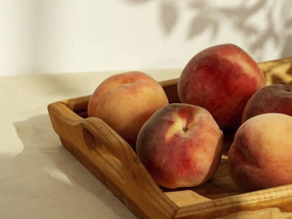 Иммунитет и здоровая кожа: как персик помогает здоровью в холодное время года