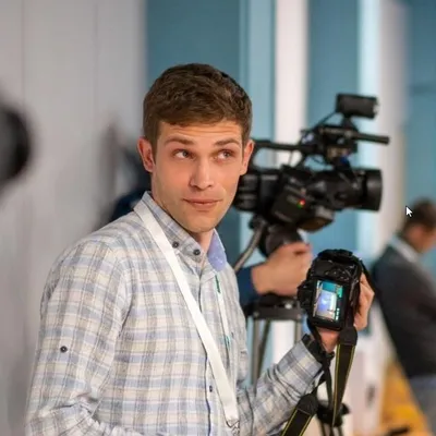 Антон Хухорев