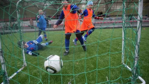 Все футбольные ворота на спортплощадках проверят в Подмосковье