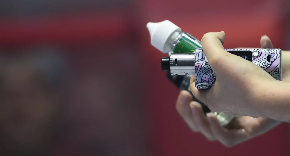 Российский экологический оператор заявил о крайне затруднительной переработке вейпов