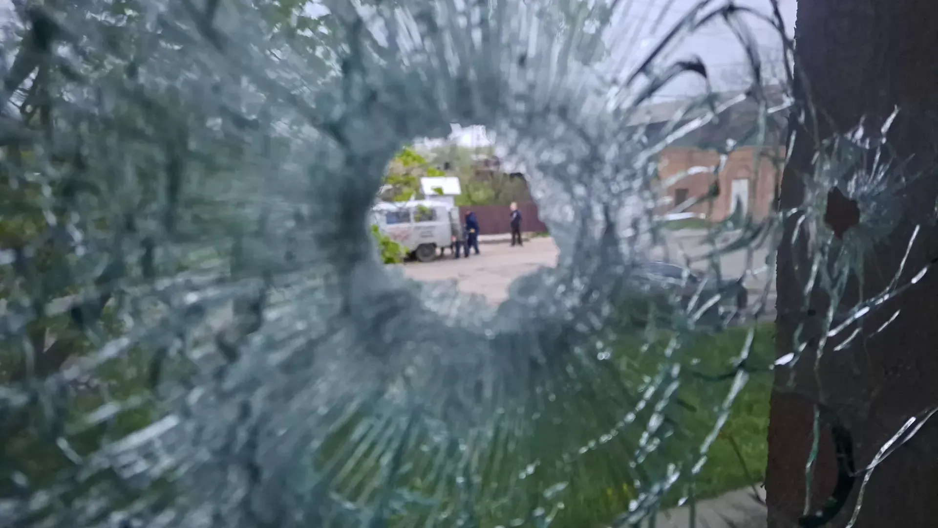 ВС РФ разбомбили в Харьковской области промышленные объекты