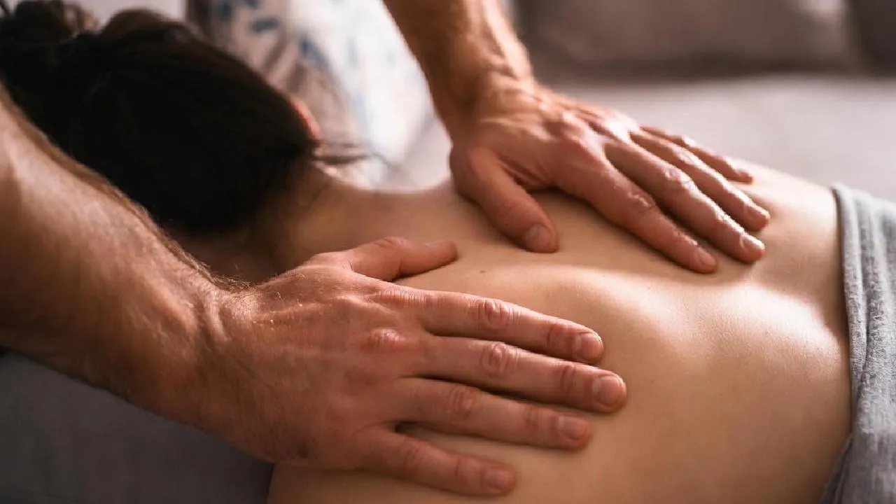 «Касался интимных мест»: массажист избежал тюрьмы после скандала с домогательствами