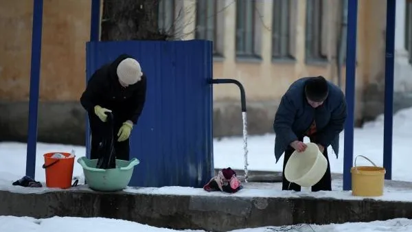 Физики объяснили эффективность полоскания белья в чистой воде