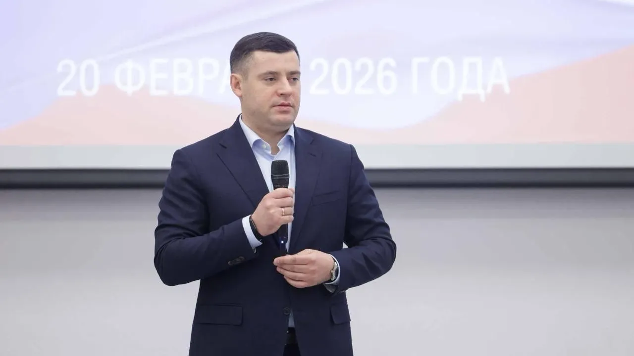 «Режиссер» и кавалер трех орденов: в Подольске прошел урок мужества с героями СВО