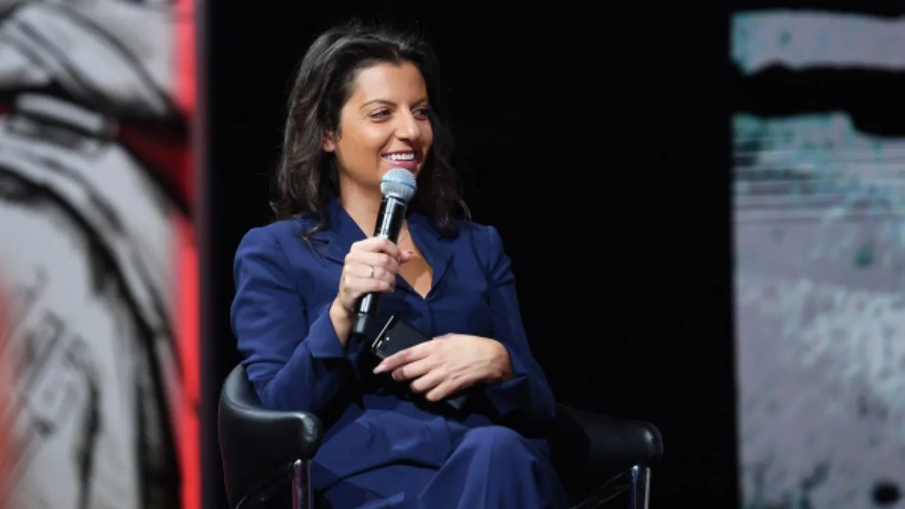 «Мы плюем на ваши санкции»: Россия легко обходит западные ограничения в сфере СМИ