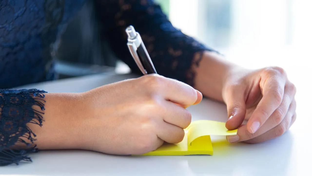 istockphoto.com/olalaja