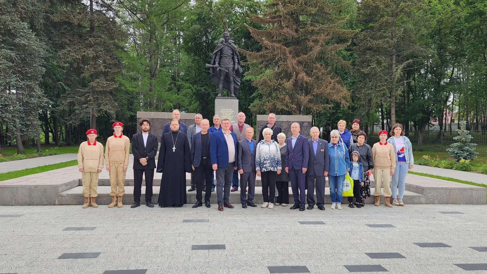 В Луховицах состоялся памятный митинг, посвященный 84-й годовщине начала Великой Отечественной войны