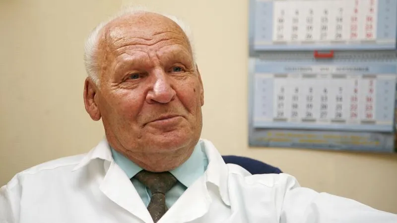 Воскресенский исполин: как человек практически в одиночку изменил здравоохранение города