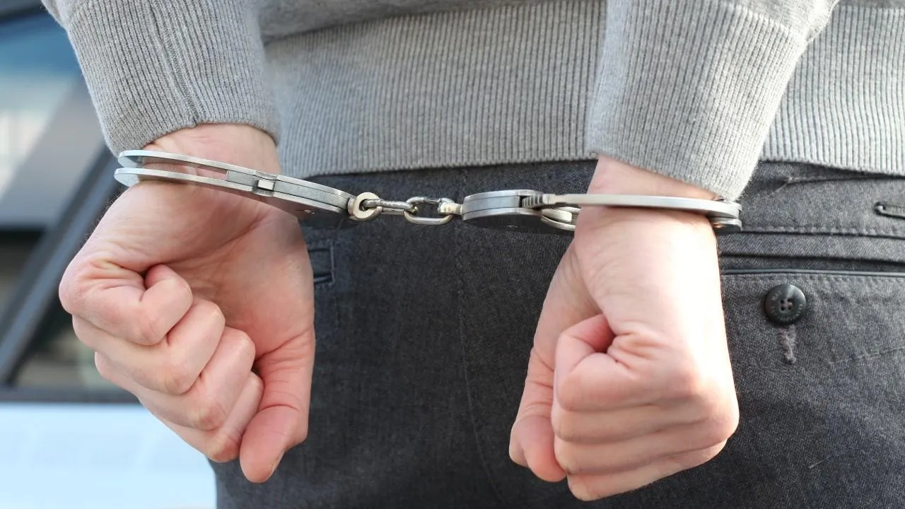 В Курске арестовали бизнесмена за хищение при устройстве фортификационных сооружений