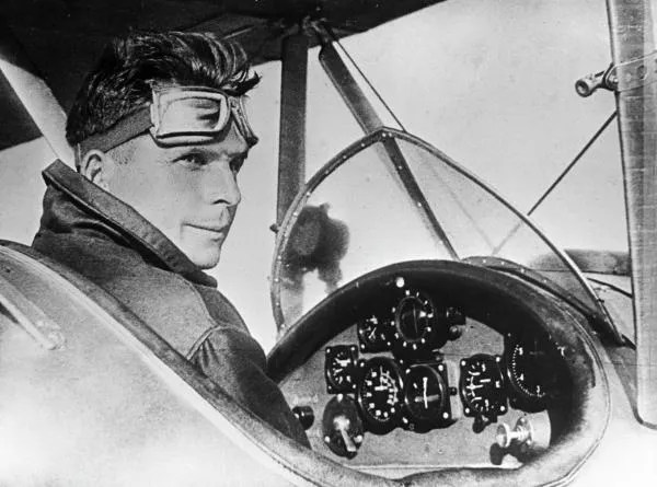 Сергей Ильюшин (1894-1977), выдающийся советский авиаконструктор. Главный конструктор ОКБ авиазавода им. В. Р. Менжинского. Н. Нилов