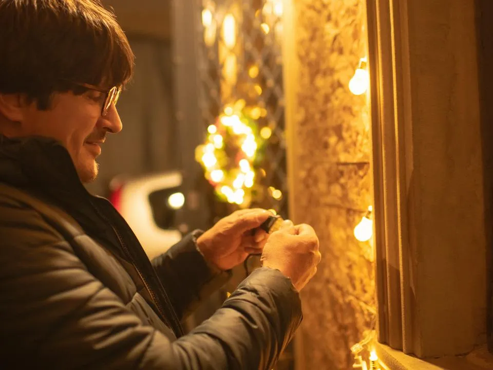 В каких случаях за установку гирлянды грозит штраф — разбор эксперта