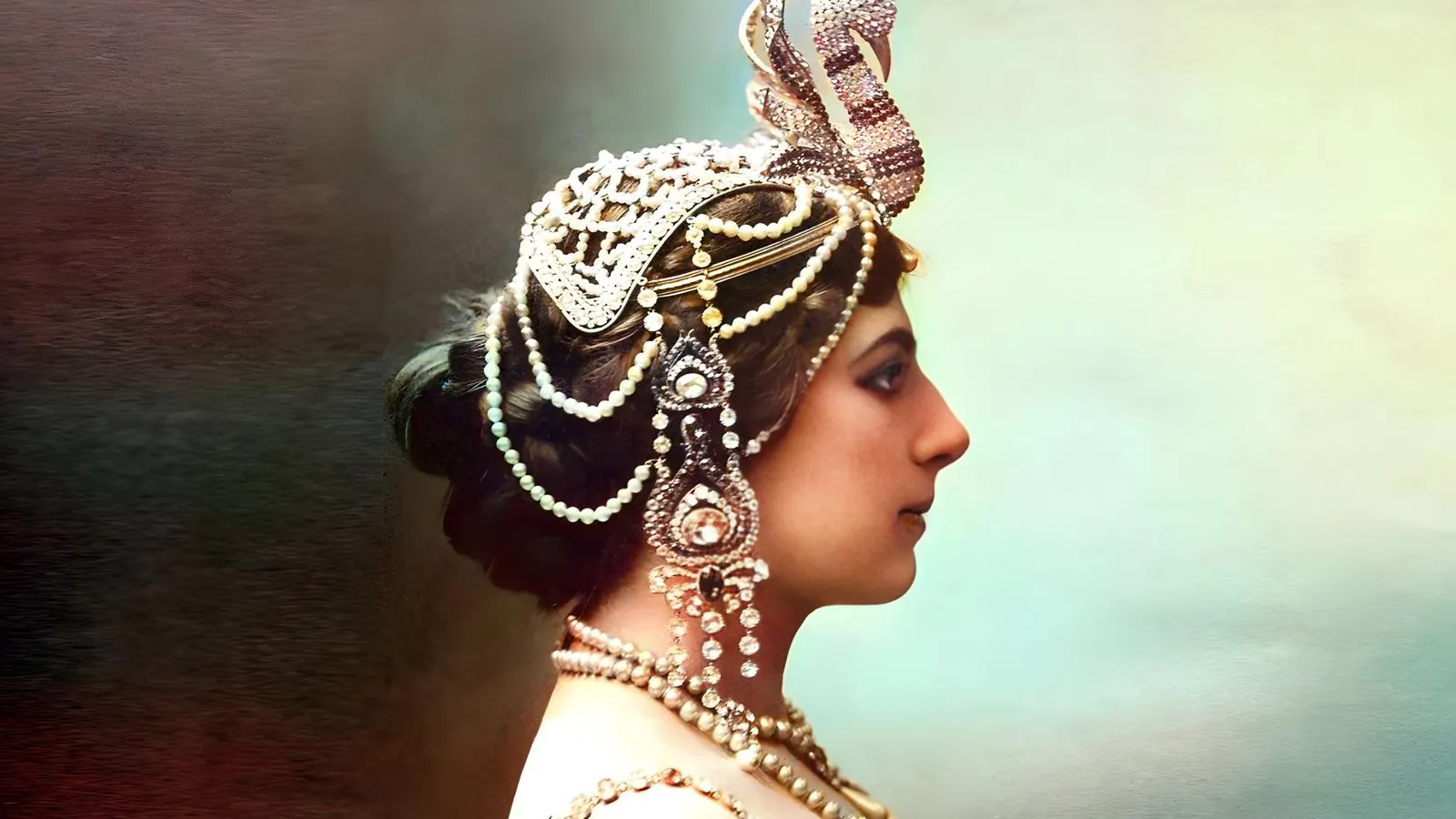Мата Хари, 1910 год