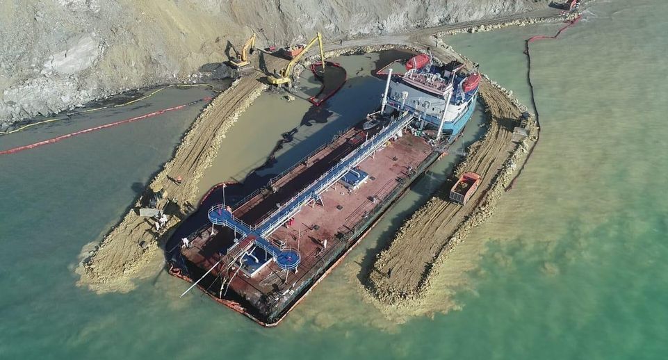 Суд частично удовлетворил иск Морспасслужбы за работы по ликвидации разлива мазута в Черном море