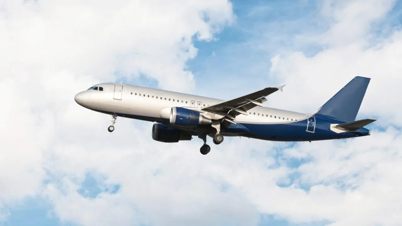 Американская авиакомпания задержала все свои рейсы из-за технических проблем