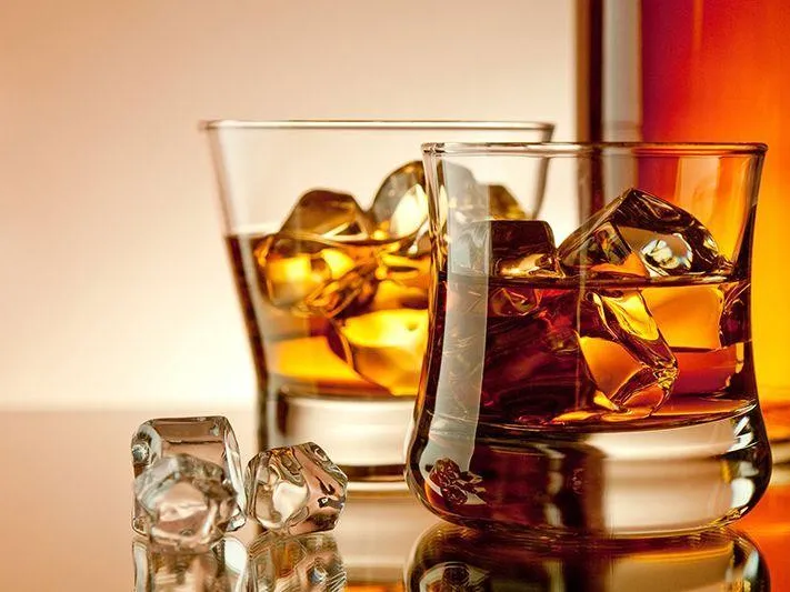 Почему американцы не покупают крепкий алкоголь - мнение экономиста