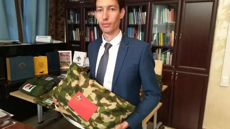Флаг Подмосковья передали Псковской области в рамках празднования 75-летия освобождения Идрицы от фашистов