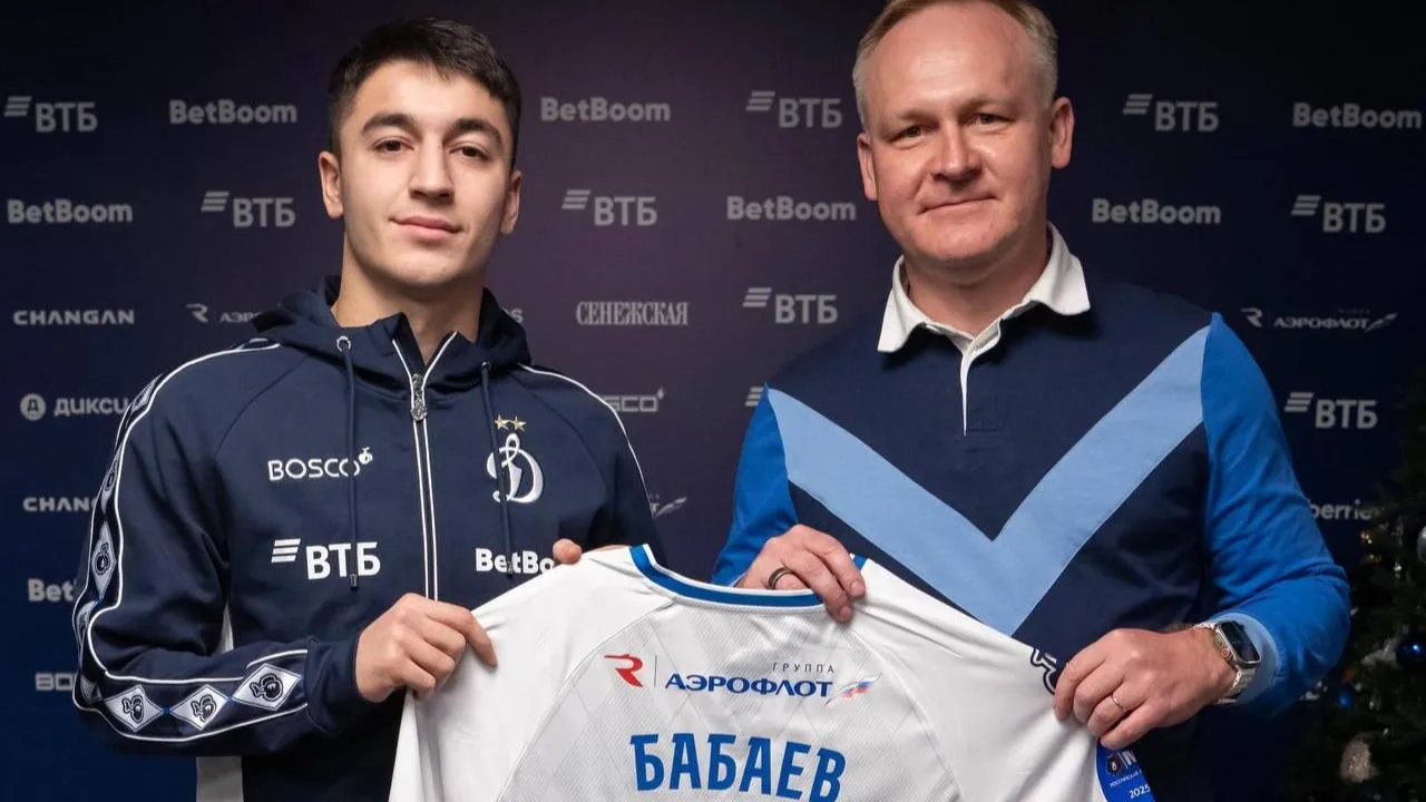 «Динамо» уговорило вингера Бабаева не переходить в «Спартак»