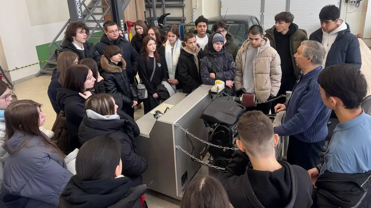 Бронницкий автомобильно-дорожный колледж